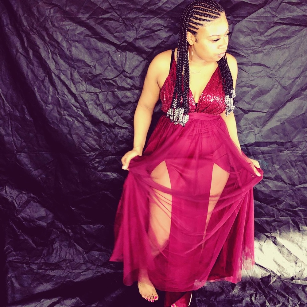 Dress - Picture 4 of 4
